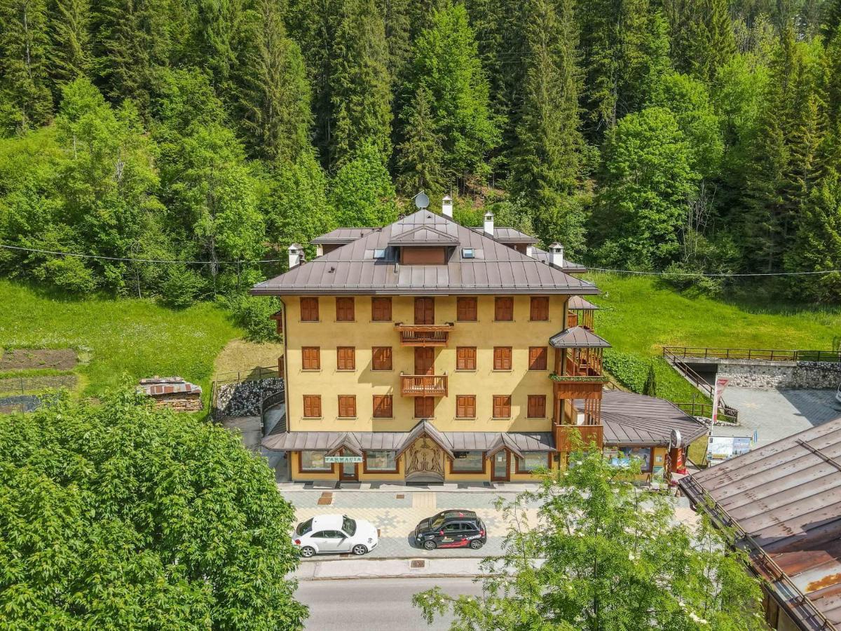 Condominio Orsa Maggiore 12 法尔西德 外观 照片